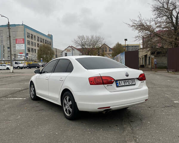 Белый Фольксваген Джетта, объемом двигателя 2.48 л и пробегом 220 тыс. км за 8650 $, фото 5 на Automoto.ua