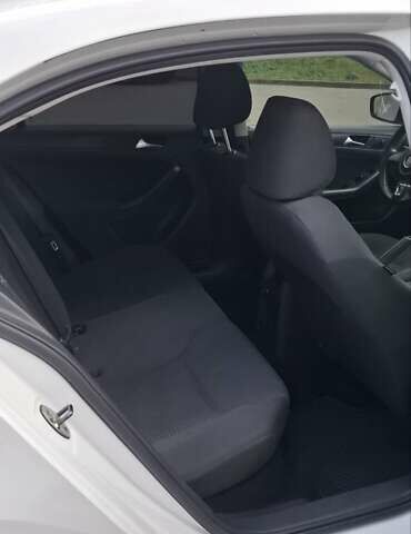 Білий Фольксваген Джетта, об'ємом двигуна 1.98 л та пробігом 283 тис. км за 7500 $, фото 11 на Automoto.ua