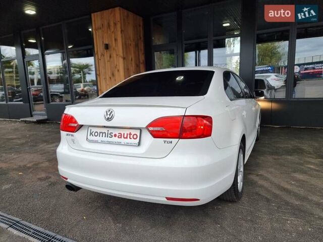 Білий Фольксваген Джетта, об'ємом двигуна 1.97 л та пробігом 180 тис. км за 9899 $, фото 7 на Automoto.ua
