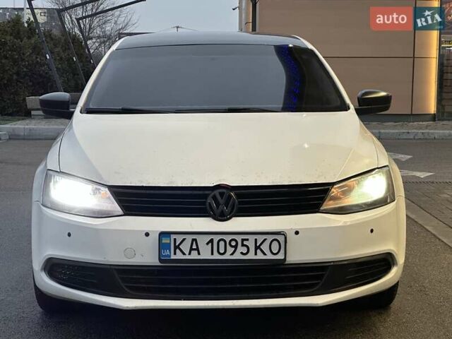 Белый Фольксваген Джетта, объемом двигателя 1.98 л и пробегом 206 тыс. км за 7499 $, фото 4 на Automoto.ua