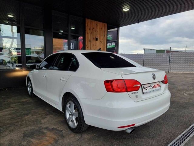 Білий Фольксваген Джетта, об'ємом двигуна 1.97 л та пробігом 180 тис. км за 10399 $, фото 4 на Automoto.ua