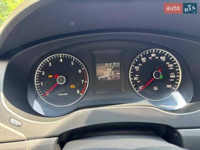 Білий Фольксваген Джетта, об'ємом двигуна 2.47 л та пробігом 175 тис. км за 8300 $, фото 6 на Automoto.ua