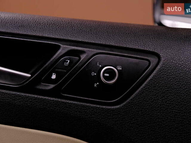 Білий Фольксваген Джетта, об'ємом двигуна 2.5 л та пробігом 168 тис. км за 8900 $, фото 16 на Automoto.ua