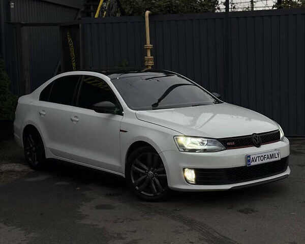 Белый Фольксваген Джетта, объемом двигателя 1.98 л и пробегом 221 тыс. км за 9599 $, фото 2 на Automoto.ua
