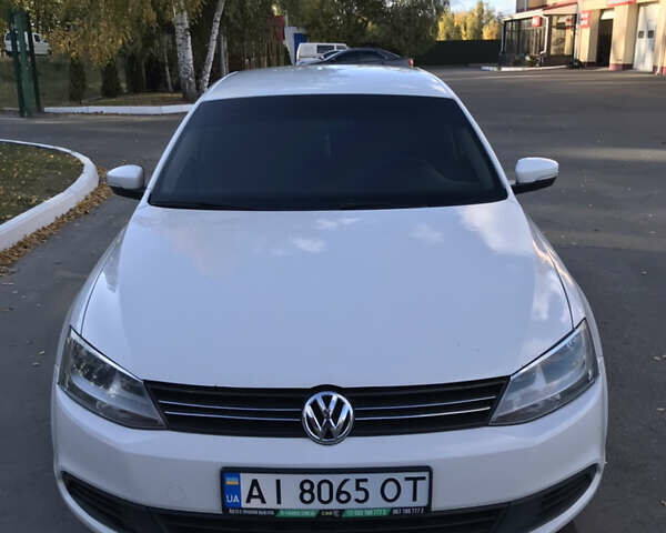 Белый Фольксваген Джетта, объемом двигателя 2.5 л и пробегом 292 тыс. км за 9100 $, фото 3 на Automoto.ua