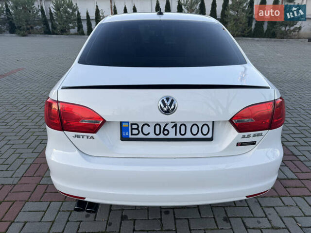 Білий Фольксваген Джетта, об'ємом двигуна 2.48 л та пробігом 238 тис. км за 9500 $, фото 6 на Automoto.ua