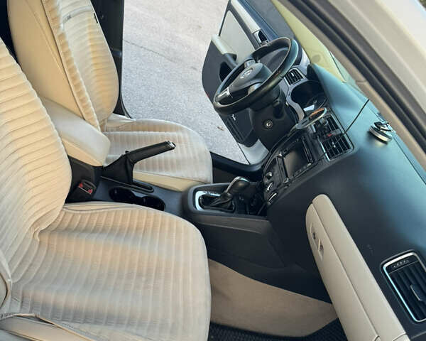 Білий Фольксваген Джетта, об'ємом двигуна 2.5 л та пробігом 278 тис. км за 9300 $, фото 10 на Automoto.ua