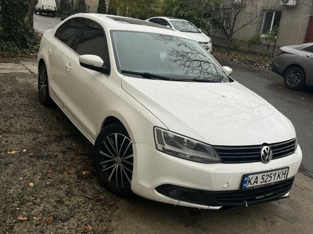 Белый Фольксваген Джетта, объемом двигателя 2 л и пробегом 280 тыс. км за 7900 $, фото 3 на Automoto.ua