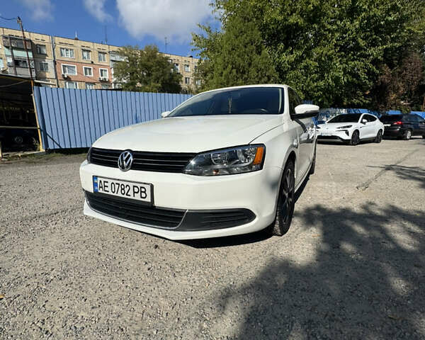 Білий Фольксваген Джетта, об'ємом двигуна 2.5 л та пробігом 115 тис. км за 10200 $, фото 1 на Automoto.ua