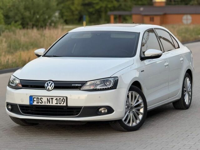 Белый Фольксваген Джетта, объемом двигателя 0 л и пробегом 240 тыс. км за 10500 $, фото 2 на Automoto.ua