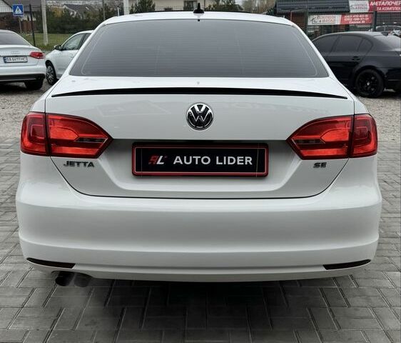 Белый Фольксваген Джетта, объемом двигателя 1.8 л и пробегом 220 тыс. км за 9800 $, фото 4 на Automoto.ua
