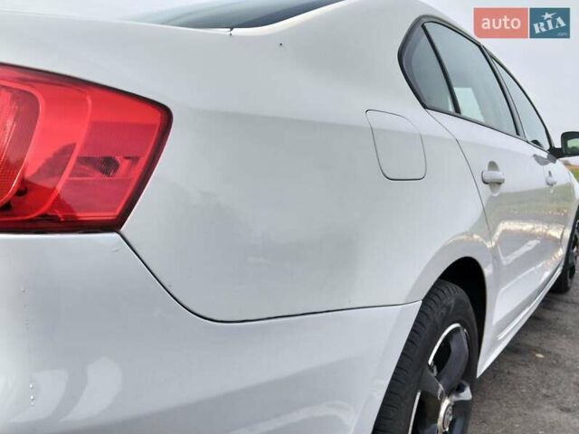 Білий Фольксваген Джетта, об'ємом двигуна 1.8 л та пробігом 212 тис. км за 8490 $, фото 29 на Automoto.ua