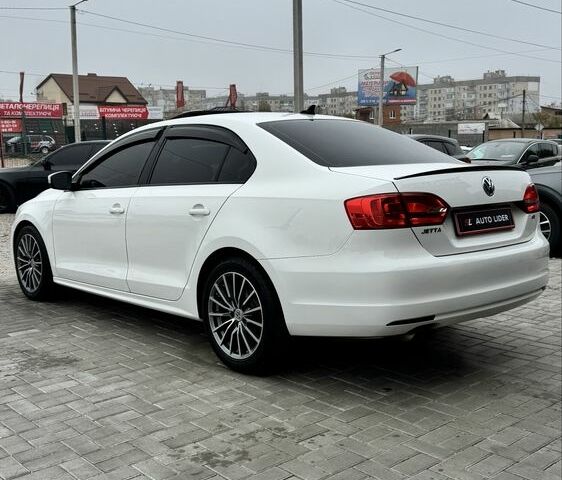Белый Фольксваген Джетта, объемом двигателя 1.8 л и пробегом 220 тыс. км за 9800 $, фото 6 на Automoto.ua