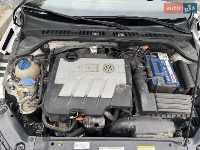 Білий Фольксваген Джетта, об'ємом двигуна 1.97 л та пробігом 216 тис. км за 10600 $, фото 16 на Automoto.ua