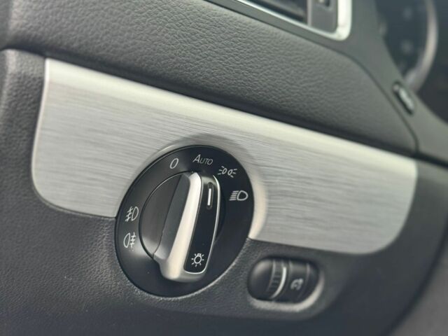 Белый Фольксваген Джетта, объемом двигателя 0 л и пробегом 240 тыс. км за 10500 $, фото 9 на Automoto.ua