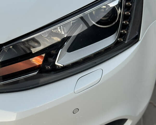 Белый Фольксваген Джетта, объемом двигателя 1.4 л и пробегом 243 тыс. км за 10999 $, фото 26 на Automoto.ua