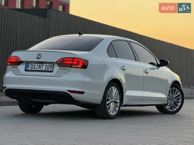 Белый Фольксваген Джетта, объемом двигателя 1.4 л и пробегом 243 тыс. км за 10999 $, фото 28 на Automoto.ua