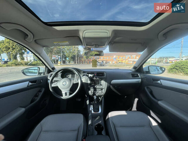 Білий Фольксваген Джетта, об'ємом двигуна 1.39 л та пробігом 186 тис. км за 10800 $, фото 21 на Automoto.ua