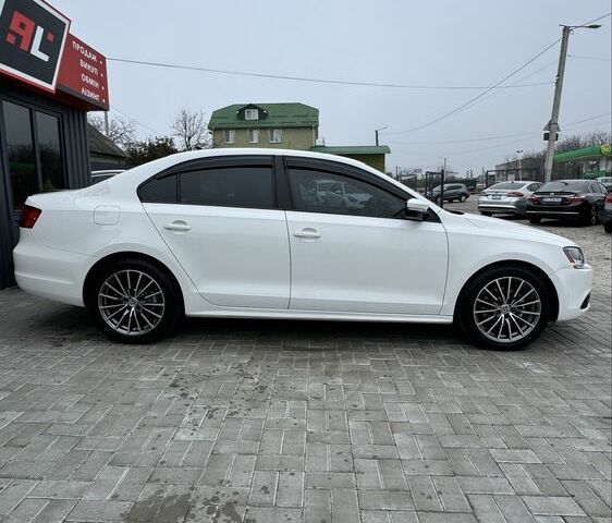 Белый Фольксваген Джетта, объемом двигателя 1.8 л и пробегом 220 тыс. км за 9800 $, фото 2 на Automoto.ua