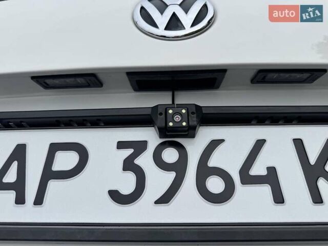Фольксваген Джетта 2013 в Запорожье на Automoto.ua Белый Фольксваген Джетта, объемом двигателя 1.97 л и пробегом 216 тыс. км за 10400 $, фото 7 на Automoto.ua