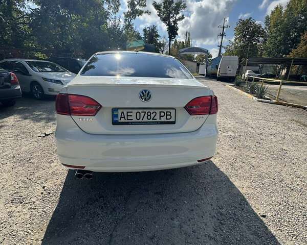 Білий Фольксваген Джетта, об'ємом двигуна 2.5 л та пробігом 115 тис. км за 10200 $, фото 4 на Automoto.ua