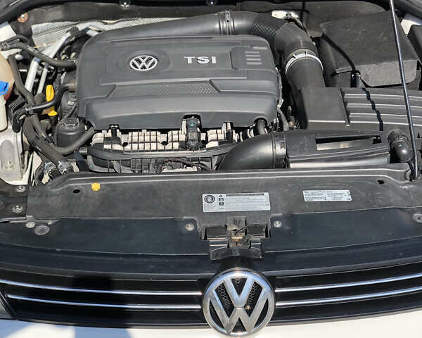 Белый Фольксваген Джетта, объемом двигателя 1.8 л и пробегом 227 тыс. км за 8200 $, фото 1 на Automoto.ua