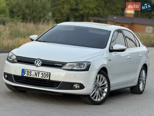 Белый Фольксваген Джетта, объемом двигателя 1.4 л и пробегом 243 тыс. км за 10999 $, фото 15 на Automoto.ua