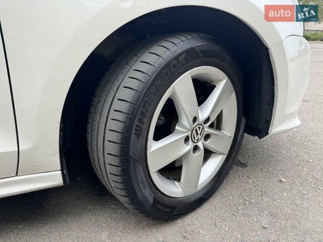 Білий Фольксваген Джетта, об'ємом двигуна 1.97 л та пробігом 216 тис. км за 10600 $, фото 23 на Automoto.ua