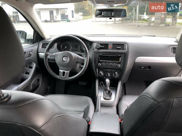 Белый Фольксваген Джетта, объемом двигателя 1.8 л и пробегом 227 тыс. км за 8200 $, фото 9 на Automoto.ua