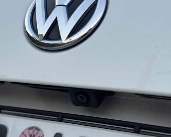 Белый Фольксваген Джетта, объемом двигателя 1.4 л и пробегом 243 тыс. км за 10999 $, фото 25 на Automoto.ua