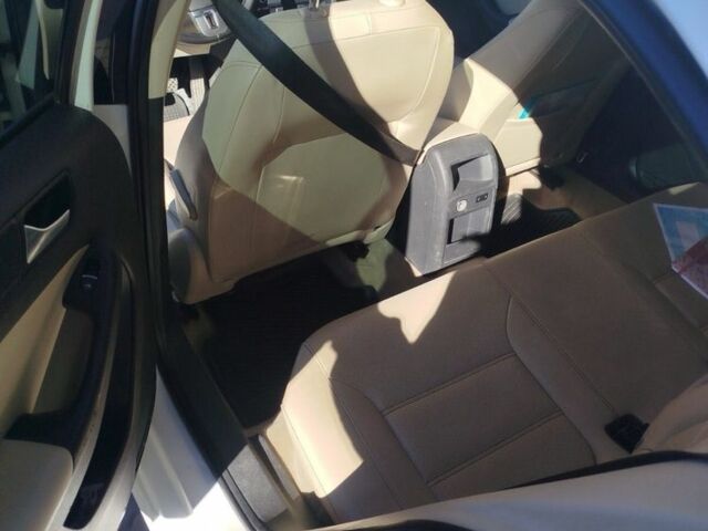 Белый Фольксваген Джетта, объемом двигателя 2 л и пробегом 320 тыс. км за 9000 $, фото 5 на Automoto.ua