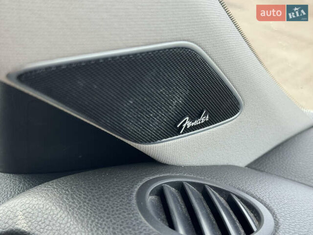 Білий Фольксваген Джетта, об'ємом двигуна 1.39 л та пробігом 186 тис. км за 10800 $, фото 15 на Automoto.ua