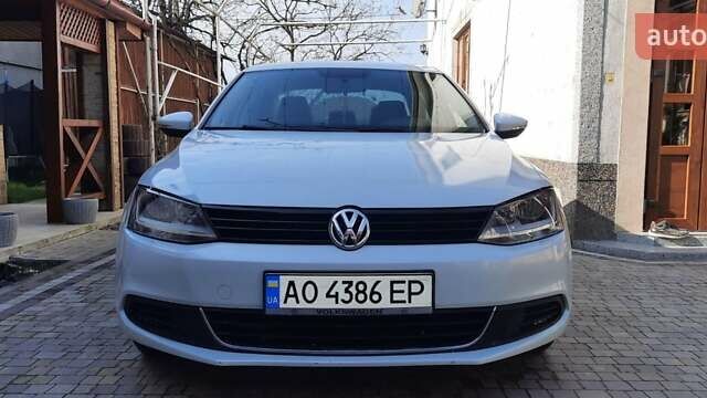 Белый Фольксваген Джетта, объемом двигателя 1.39 л и пробегом 160 тыс. км за 8200 $, фото 13 на Automoto.ua