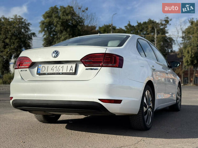 Білий Фольксваген Джетта, об'ємом двигуна 1.39 л та пробігом 186 тис. км за 10800 $, фото 6 на Automoto.ua