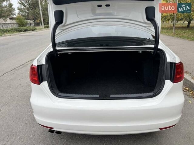 Білий Фольксваген Джетта, об'ємом двигуна 1.97 л та пробігом 216 тис. км за 10600 $, фото 18 на Automoto.ua