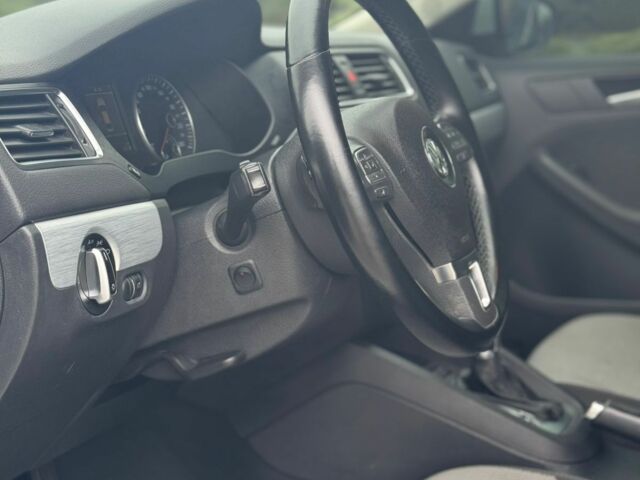 Белый Фольксваген Джетта, объемом двигателя 0 л и пробегом 240 тыс. км за 10500 $, фото 7 на Automoto.ua