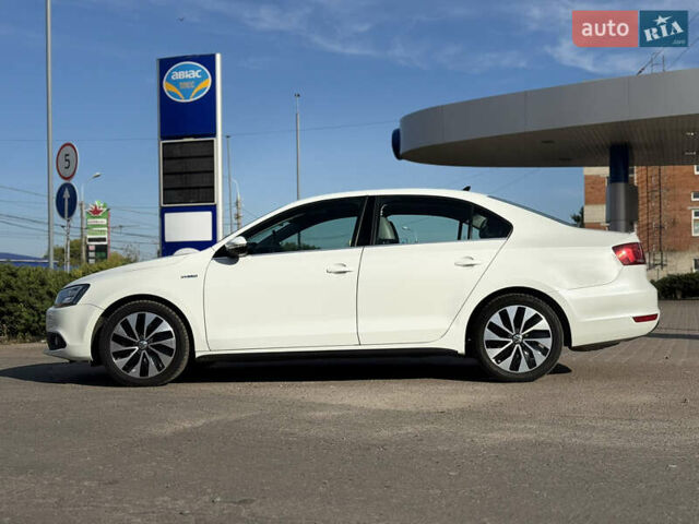 Білий Фольксваген Джетта, об'ємом двигуна 1.39 л та пробігом 186 тис. км за 10800 $, фото 3 на Automoto.ua