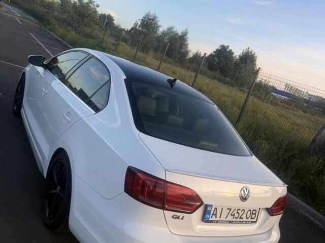 Белый Фольксваген Джетта, объемом двигателя 2 л и пробегом 180 тыс. км за 10100 $, фото 1 на Automoto.ua