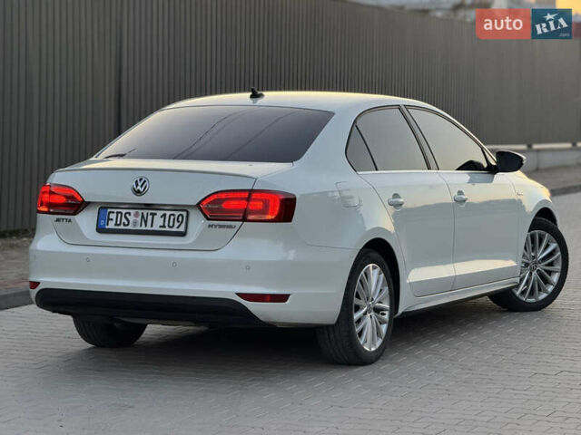 Белый Фольксваген Джетта, объемом двигателя 1.4 л и пробегом 243 тыс. км за 10999 $, фото 29 на Automoto.ua