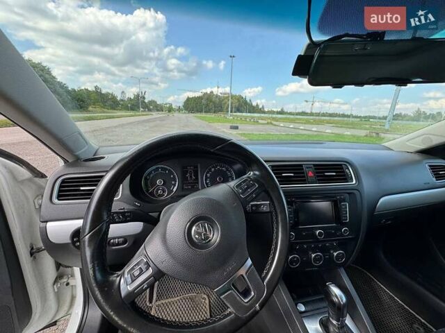 Белый Фольксваген Джетта, объемом двигателя 1.4 л и пробегом 242 тыс. км за 7900 $, фото 14 на Automoto.ua