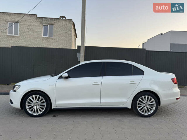 Белый Фольксваген Джетта, объемом двигателя 1.4 л и пробегом 243 тыс. км за 10999 $, фото 19 на Automoto.ua