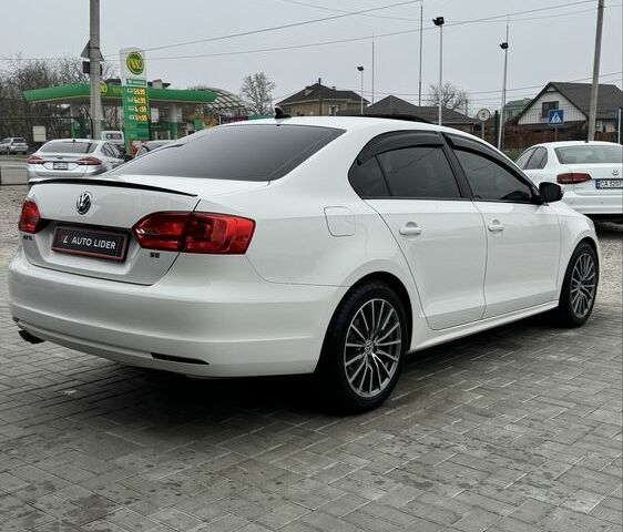 Белый Фольксваген Джетта, объемом двигателя 1.8 л и пробегом 220 тыс. км за 9800 $, фото 3 на Automoto.ua