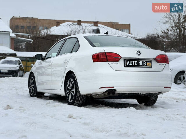 Белый Фольксваген Джетта, объемом двигателя 2.5 л и пробегом 188 тыс. км за 7800 $, фото 10 на Automoto.ua