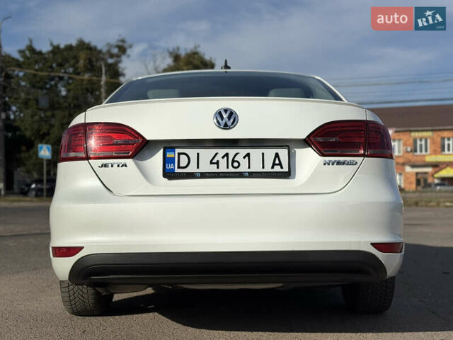 Білий Фольксваген Джетта, об'ємом двигуна 1.39 л та пробігом 186 тис. км за 10800 $, фото 5 на Automoto.ua