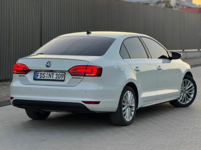 Белый Фольксваген Джетта, объемом двигателя 0 л и пробегом 240 тыс. км за 10500 $, фото 4 на Automoto.ua