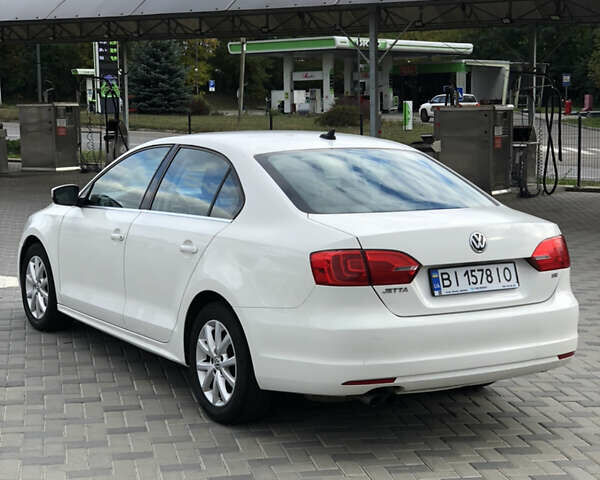 Белый Фольксваген Джетта, объемом двигателя 1.8 л и пробегом 227 тыс. км за 8200 $, фото 5 на Automoto.ua