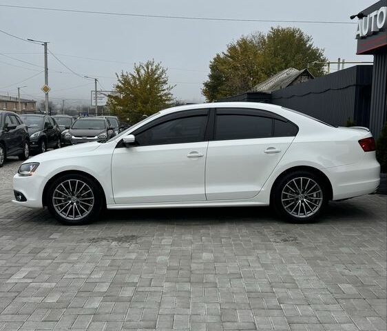 Белый Фольксваген Джетта, объемом двигателя 1.8 л и пробегом 220 тыс. км за 9800 $, фото 7 на Automoto.ua