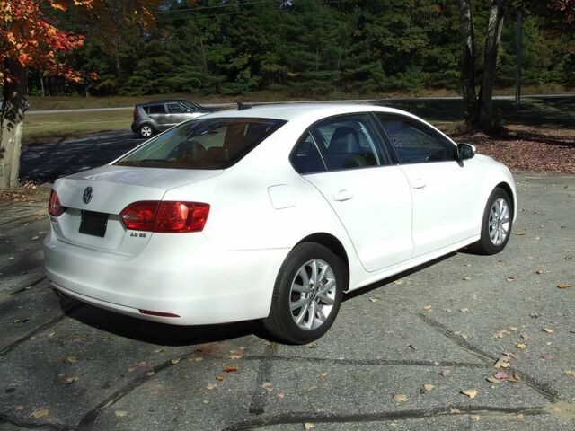 Белый Фольксваген Джетта, объемом двигателя 2.5 л и пробегом 89 тыс. км за 7000 $, фото 4 на Automoto.ua