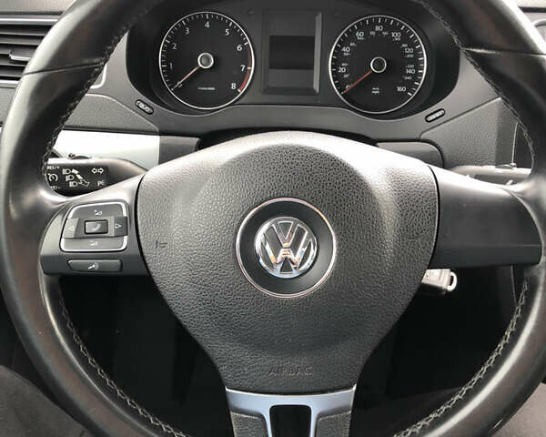 Белый Фольксваген Джетта, объемом двигателя 1.8 л и пробегом 227 тыс. км за 8200 $, фото 10 на Automoto.ua