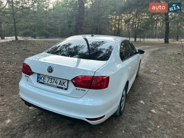 Белый Фольксваген Джетта, объемом двигателя 1.98 л и пробегом 244 тыс. км за 10900 $, фото 6 на Automoto.ua